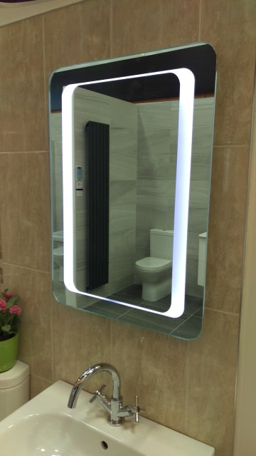YG 04 LED Mirror