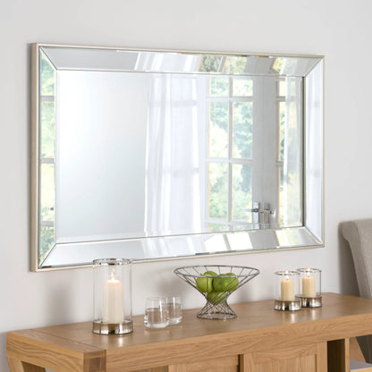 YG 590 Mirror