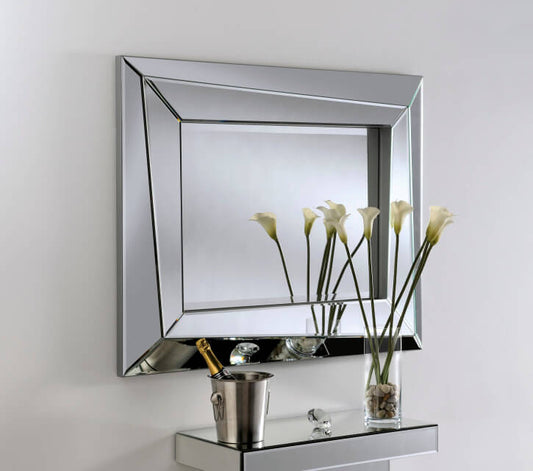 YG 605 Mirror