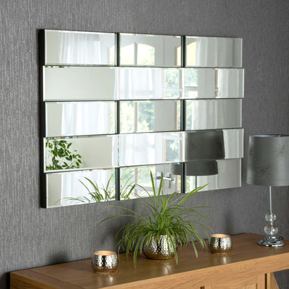 YG 735 Mirror