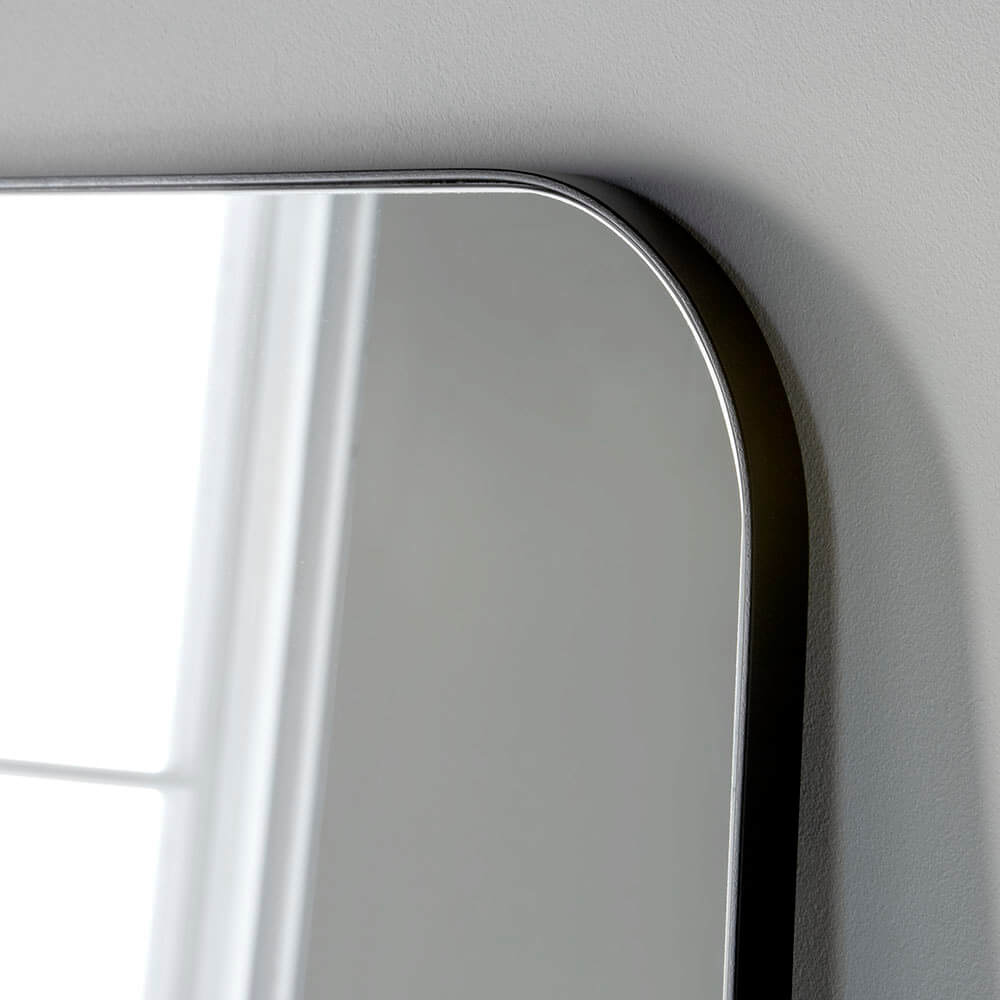 Larvik Mirror