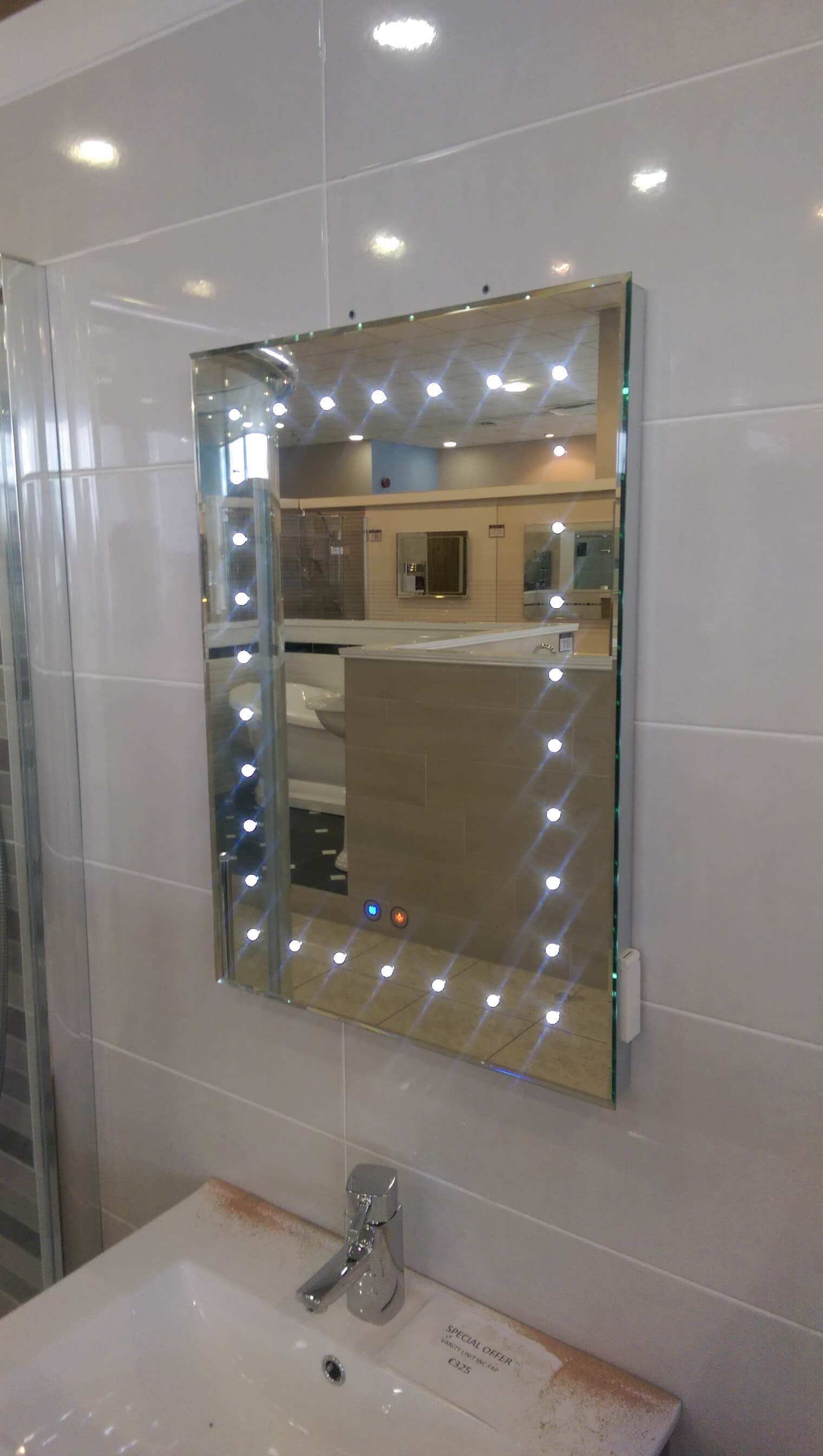 LED 05 mirror MirrorZone
