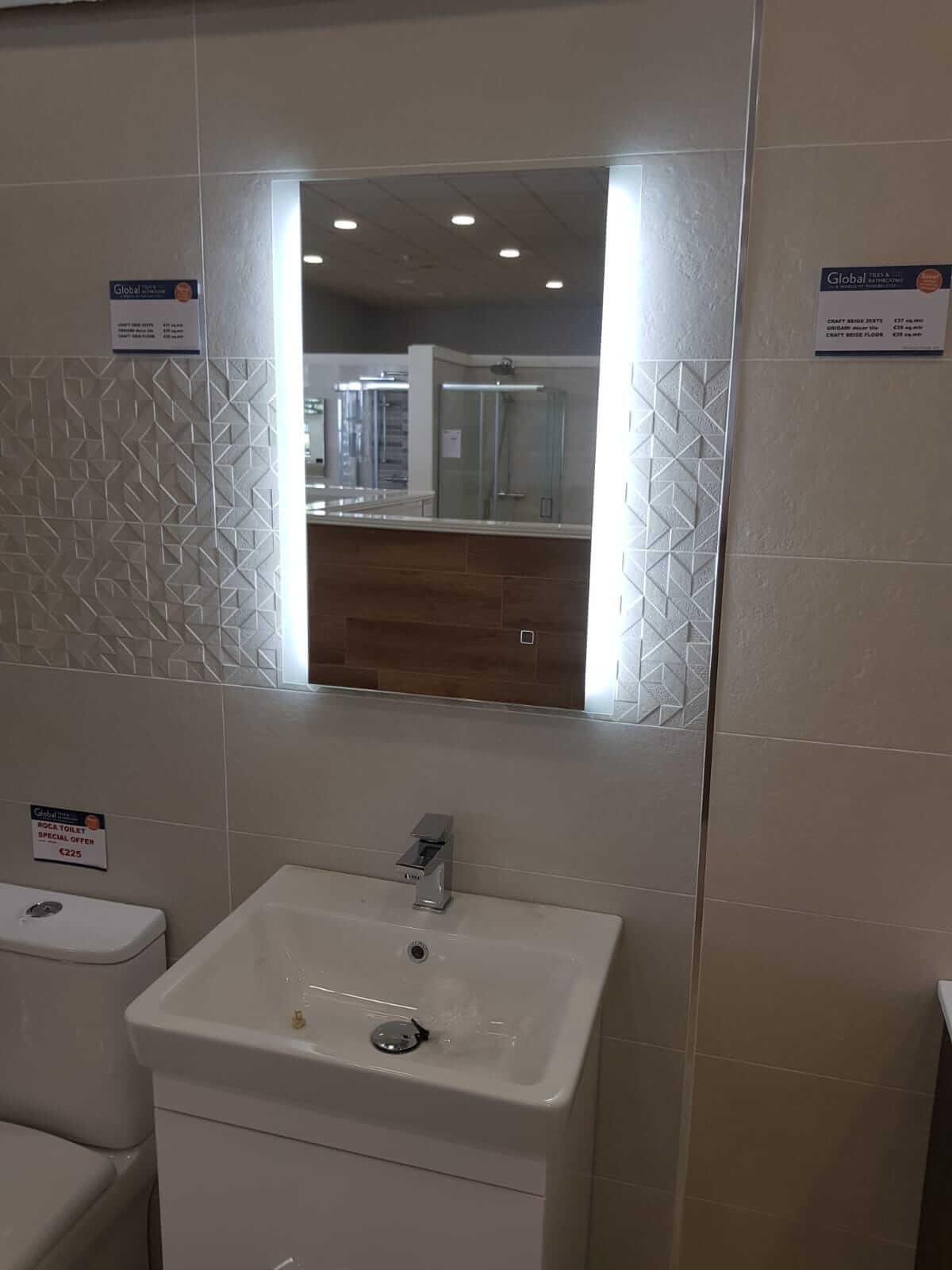 LED 14 mirror MirrorZone
